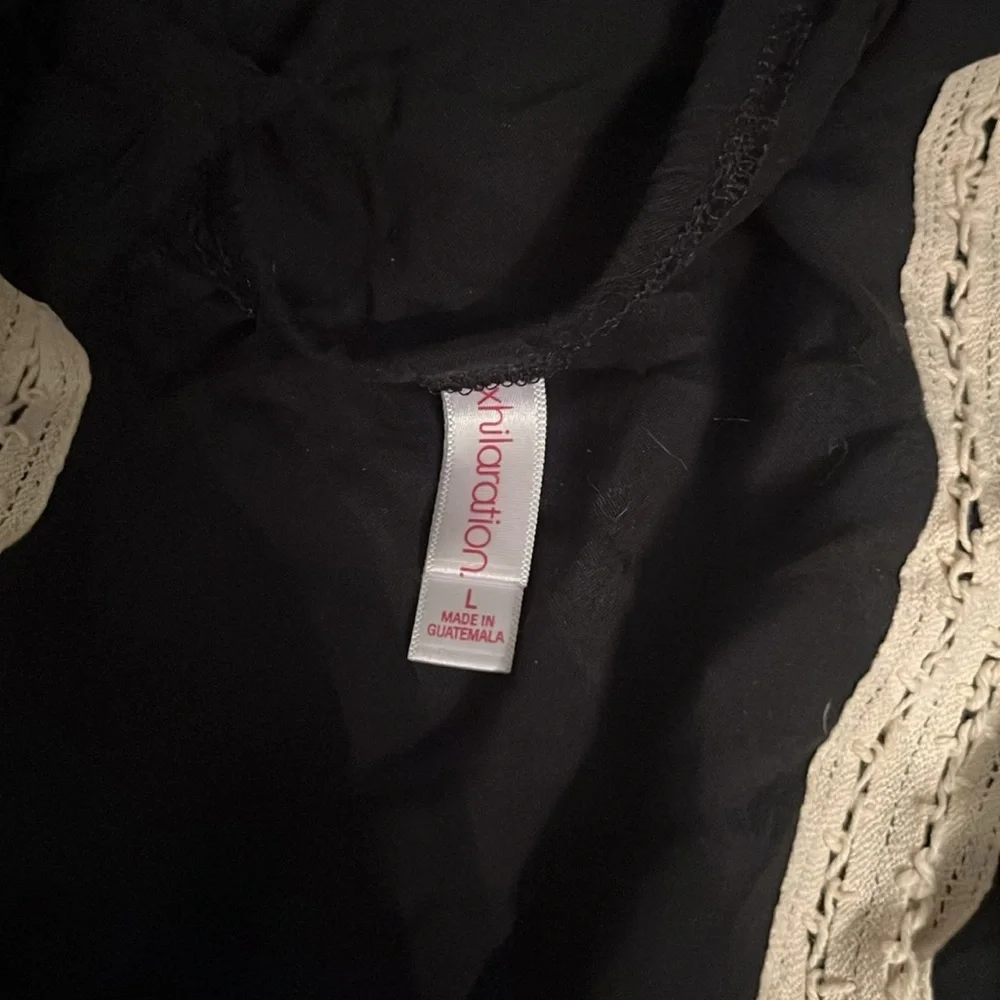 Xhilaration black and cream lace romper with ruffle top size L - Picture 3 of 3